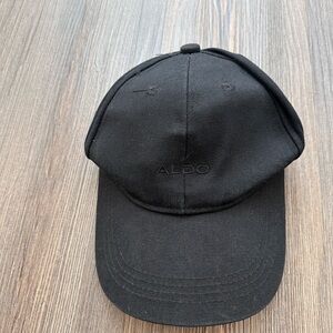 Aldo Classic Black Cap